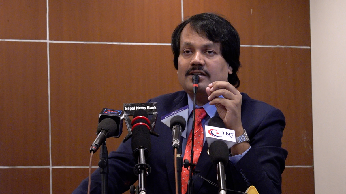 ‘महिनामा१५ दिन पाँच तारे होटलमा खाना खाने नेताबाट समाजवाद आउँदैन’